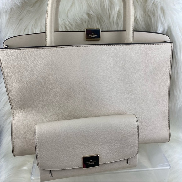 kate spade Handbags - KATE SPADE LEATHER TERRACED PLACE SATCHEL BAG WITH WALLET